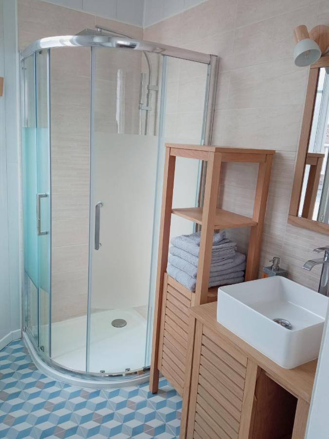 Joli Appartement Moderne / Proche De Dinard Pleurtuit Kültér fotó